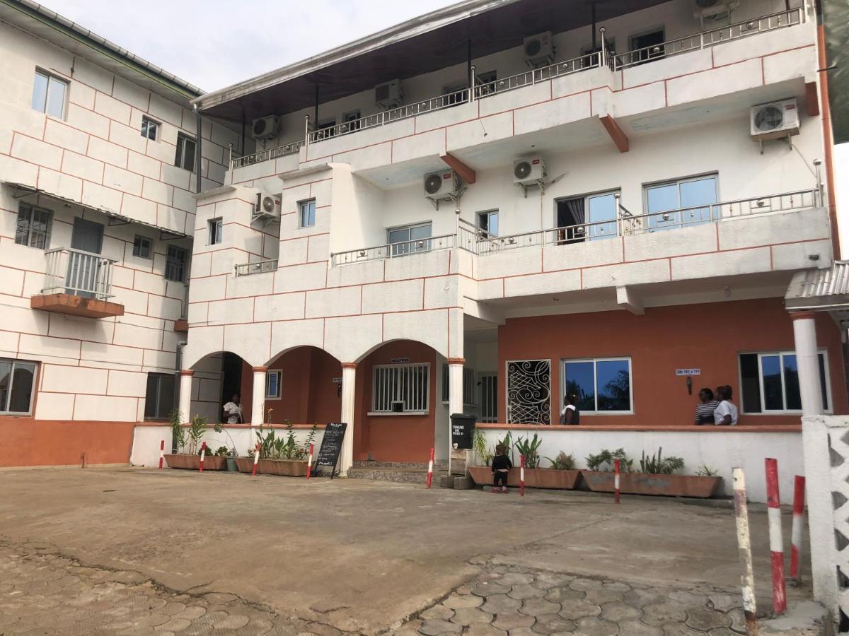 Hotel La Grace Kribi Kültér fotó